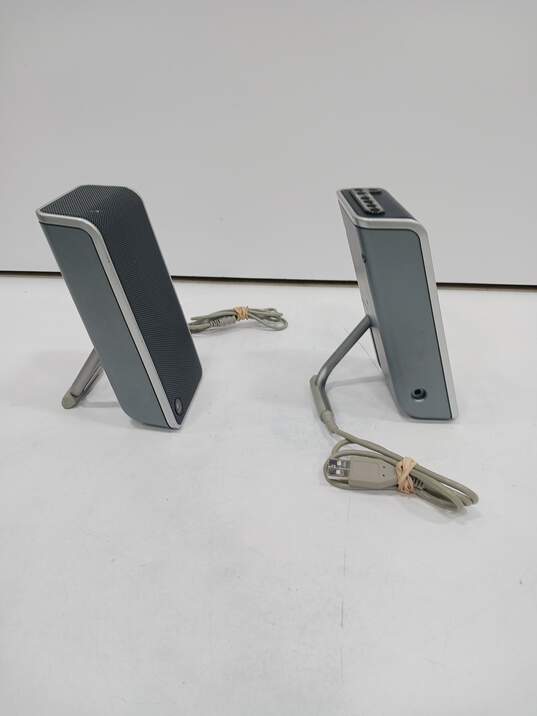 Logitech V20 USB Powered Notebook Speakers image number 2