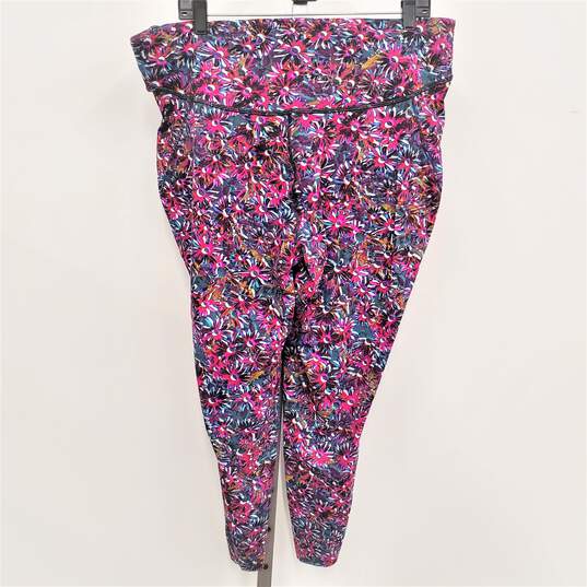 Buy the Lululemon Floral Electric Daisy Print High Rise Athletic Leggings  Multicolor / Womens 18