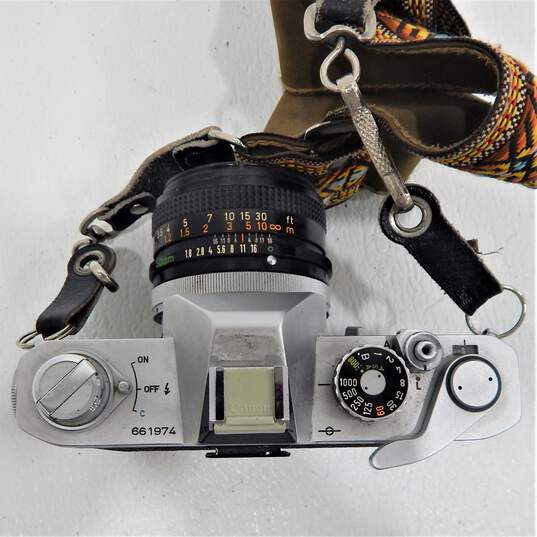 Canon FTb QL 35mm SLR Film Camera w/ 50mm Lens, Flash & Case image number 8