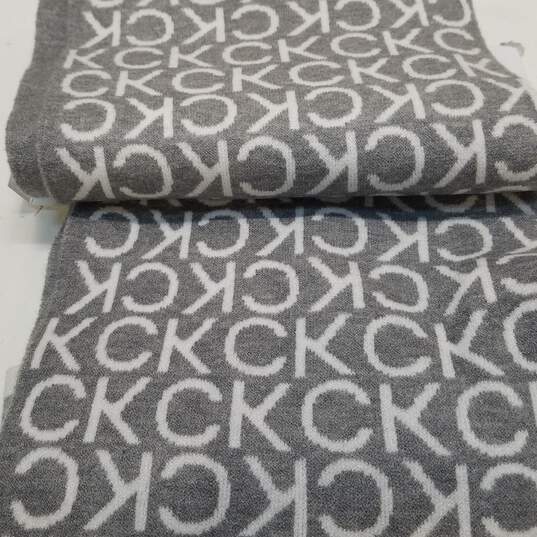 Calvin Klein Heather Grey MD 2 Piece Set Hat and Scarf image number 3