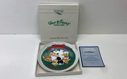Disney Assorted Collectors Wall Art Plates Vintage Set of 4 Schmid Plates image number 3