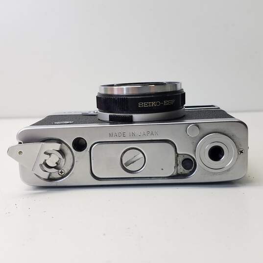 Olympus 35 EC 35mm Viewfinder Camera-FOR PARTS OR REPAIR image number 7