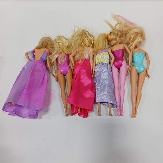 Mixed Lot of 6 Assorted Barbie Dolls image number 5