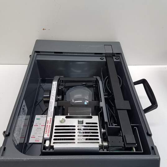 3M 2000 AG Overhead Portable Briefcase Projector image number 2