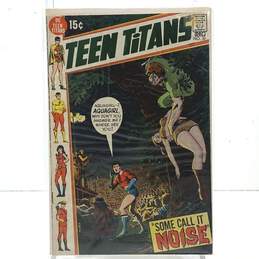 DC Teen Titans Vintage Comic Books alternative image