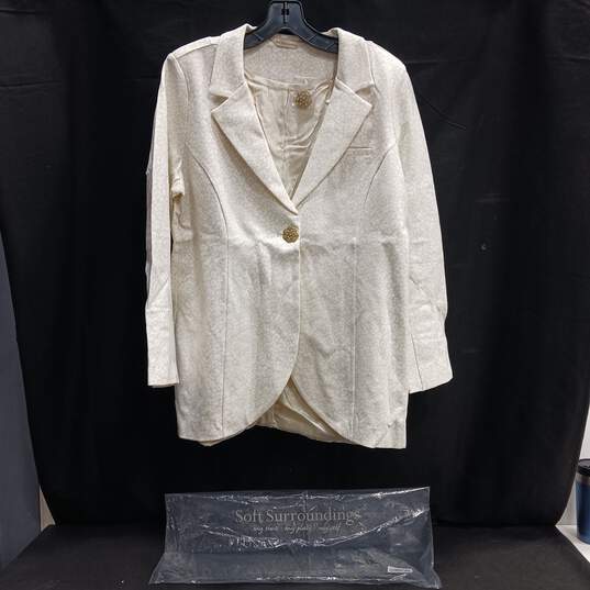 Women's White Blazer Jacket Size M image number 1