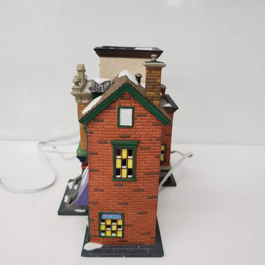 Department 56 5th Avenue Christmas In the City Shops / Untested image number 5