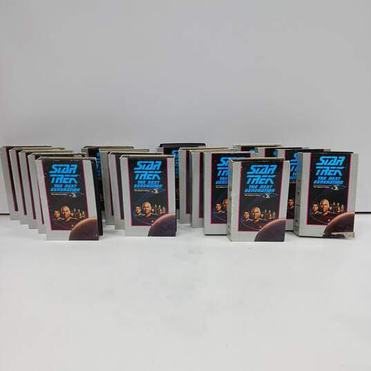 Bundle of Assorted Vintage Star Trek The Next Generation VHS Tapes image number 2