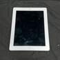 iPad 2 16GB Tablet image number 1