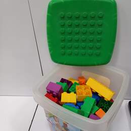6.4lbs. Bundle of Assorted Lego Diplo Building Bricks In Plastic Container