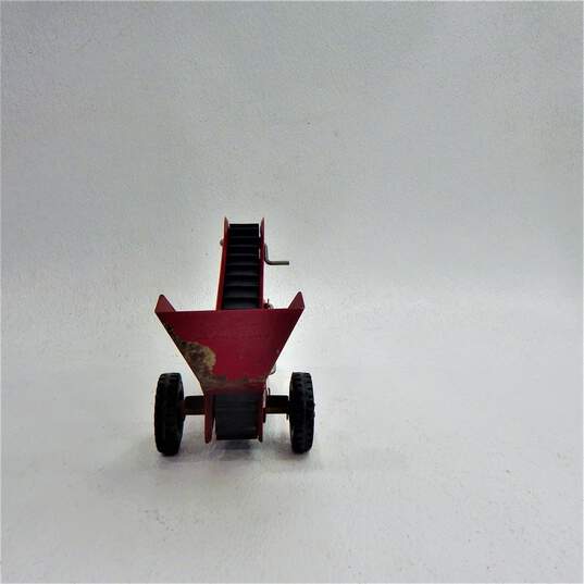 Vintage Tonka Toys Red Pressed Steel Sand Loader w/ Rubber Conveyor image number 2