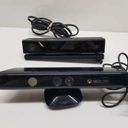 Xbox 360 & Xbox One Kinect Sensor Bundle For Parts/Repair