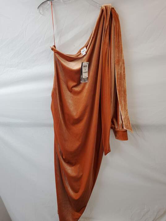 Bar lll Desert Peach Orange One Sleeve Velvet Dress Size 3X image number 1