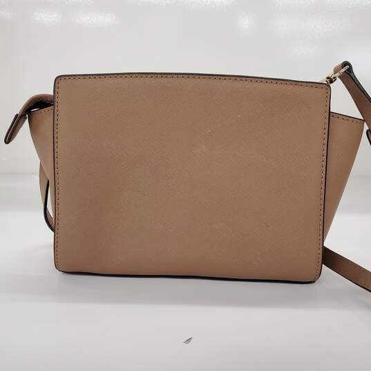 Michael Kors Selma Mini Saffiano Leather Crossbody Bag - Tan