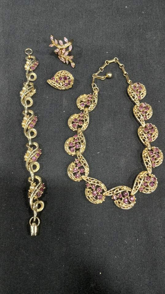 Set of Fashion Costume Jewelry image number 4