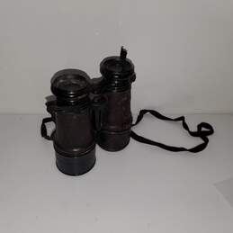 Untested Vintage Unbranded Medium Sized Binoculars w/o Case P/R