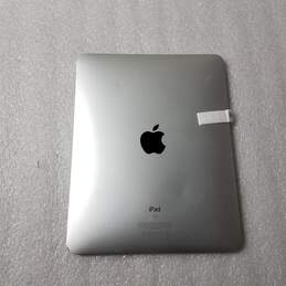 Apple iPad Wi-Fi (Original/1st Gen) Model A1219 Storage 32GB alternative image