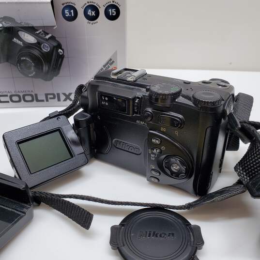Nikon COOLPIX 5400 5.1MP Digital Camera in Box (Powers On) image number 4