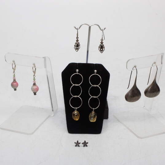 Assortment of 5 Pairs Sterling Silver Earrings - 24.7g image number 1