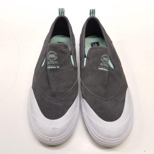 Adidas Matchcourt Slip On Grey Suede Skate Shoes Men's Size 9 image number 5