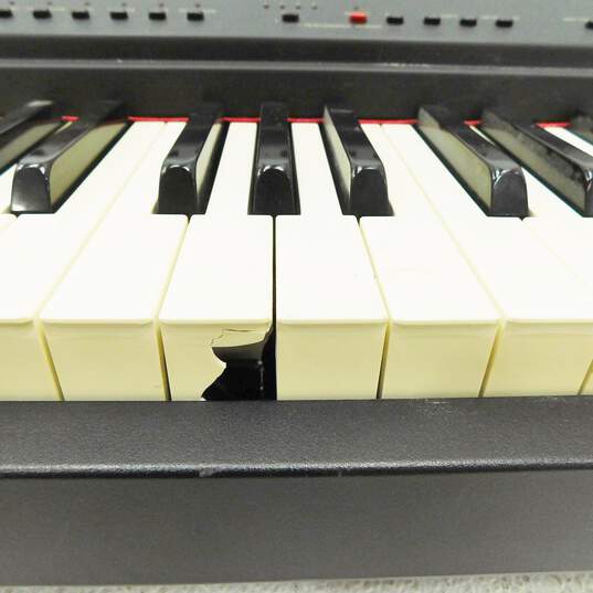 Yamaha YPP-55 Electronic Digital Piano image number 4