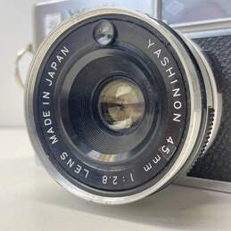 Yashica MG-1 35mm Rangefinder Camera alternative image