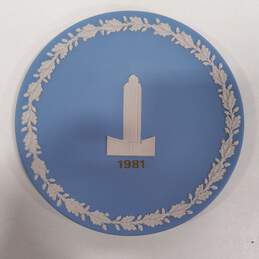 Wedgewood 1981 National Westminster Tower Plate IOB alternative image