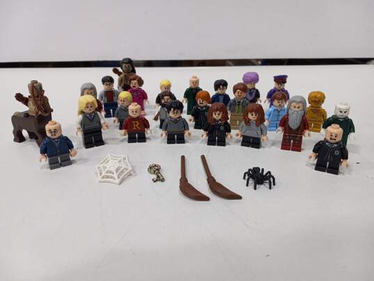 Lego Harry Potter Minifigures Lot of 25 image number 1
