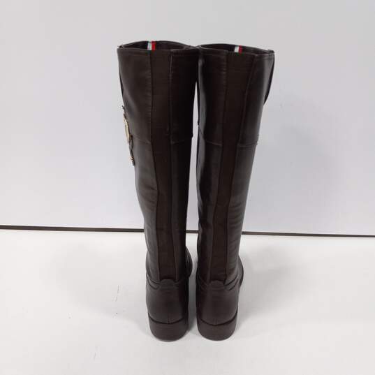 Tommy Hilfiger Twivane-r Brown Boots Size 7M image number 2