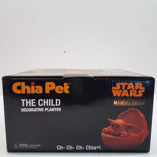 Chia Pet Star Wars The Mandalorian The Child Baby Yoda Decorative Planter image number 2