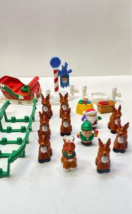 Fisher Price Little People "Twas the Night Before Christmas" Story Set