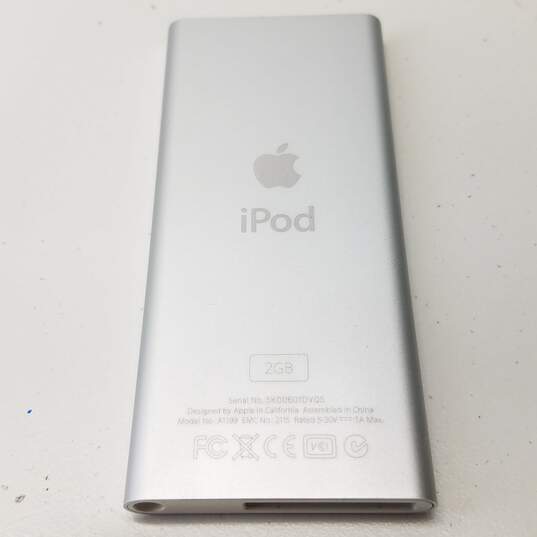 Apple iPod Nano (2nd Generation) - Silver (A1199) image number 5