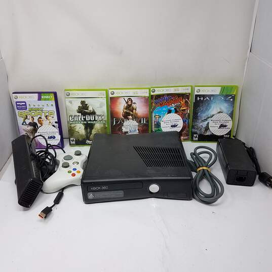 fabriek Uitstekend kalmeren Buy the Microsoft Xbox 360 S Console Slim W/ Games & accessories |  GoodwillFinds