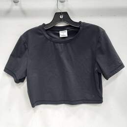Gymshark Women's Black Cropped Workout Shirt Size L