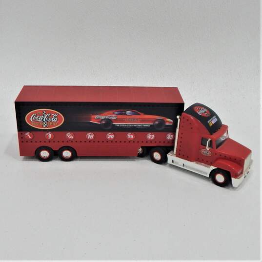 2002 Coca-Cola Family Driver Nascar Racing Hauler Carrier Limited Edition image number 2