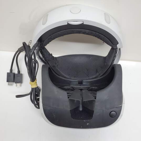 Sony Playstation VR 1 Headset image number 2