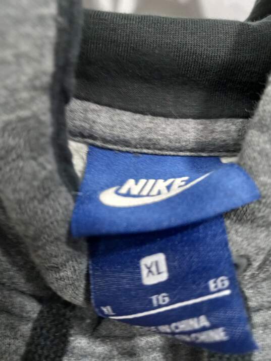 Men’s Nike Logo Front Pocket Pullover Hoodie Sz XL image number 3