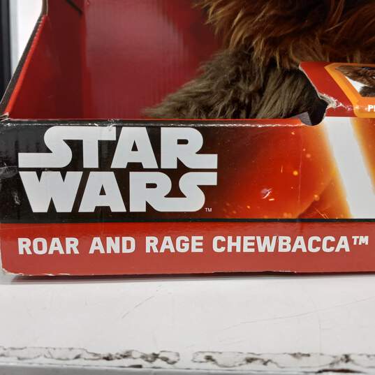Star Wars Talking Chewbacca   IOB image number 6