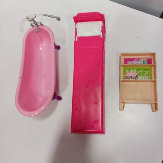 Barbie Doll House w/ Accessories image number 2