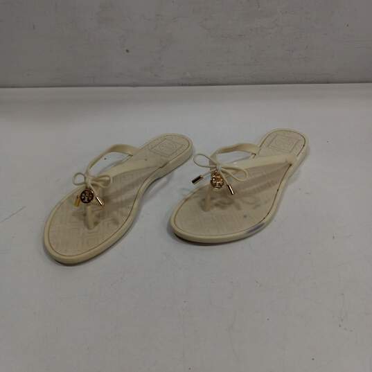 Women's Tory Burch Sandals Size 7 image number 2