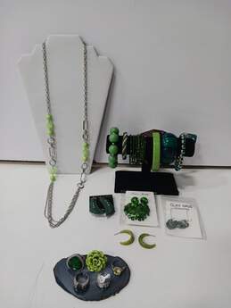 Bundle of Assorted Green Tone Fashion Costume Jewelry