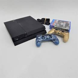 Sony Playstation 4 500gb w/2 Controllers And 3 Games.