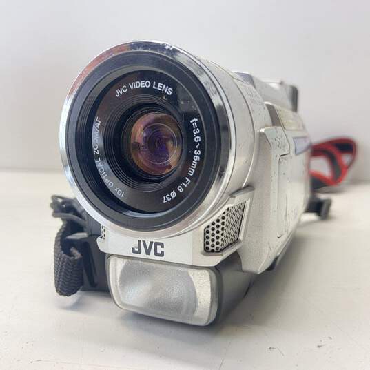JVC GR-DVL520U MiniDV Camcorder image number 1