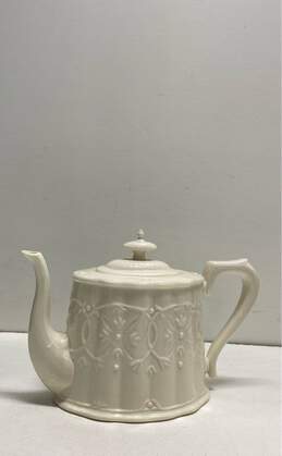 I. Godinger & Co. Embossed Tea Pot with 2 Creamers 3pc Ceramic Ivory White alternative image