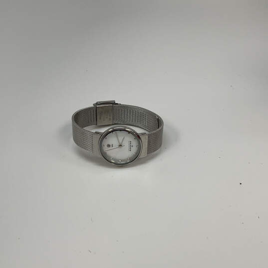 Designer Skagen Denmark Silver-Tone White Round Dial Analog Wristwatch image number 2