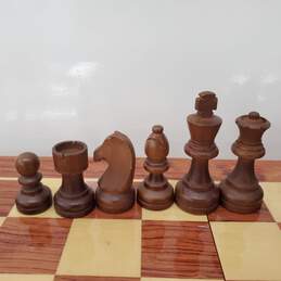 Wooden Chess & Backgammon Combo Set w/ Reversible Board - Complete alternative image