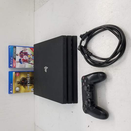 opnåelige deform Paine Gillic Buy the Sony PlayStation 4 Home Console Model CUH-7115B Storage 1000GB w/ 2  Games, 1 Controller, & Power Cord | GoodwillFinds