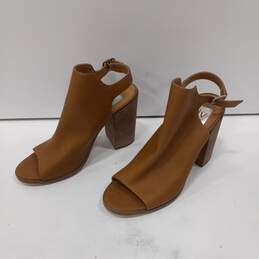 Ladies Brown Heels Size 8.5