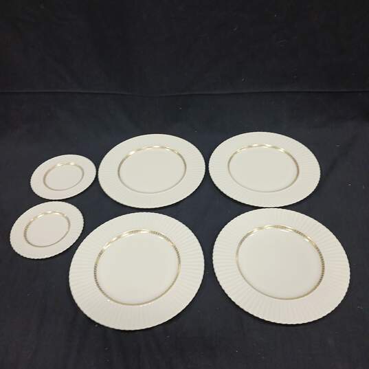 Bundle of 6 Lenox White and Gold Plates image number 1