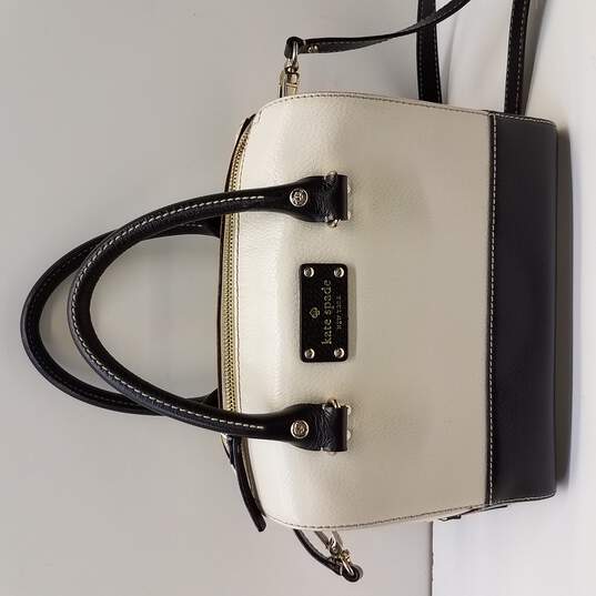 Buy the Kate Spade Berkeley Lane Alessa Satchel Handbag | GoodwillFinds